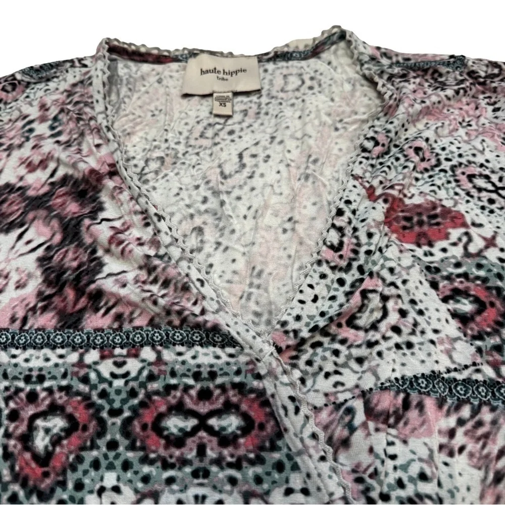 Haute Hippie Tribe Malia Printed Knit Surplice Top Summer Tapestry Size XS NEW - Picture 10 of 16